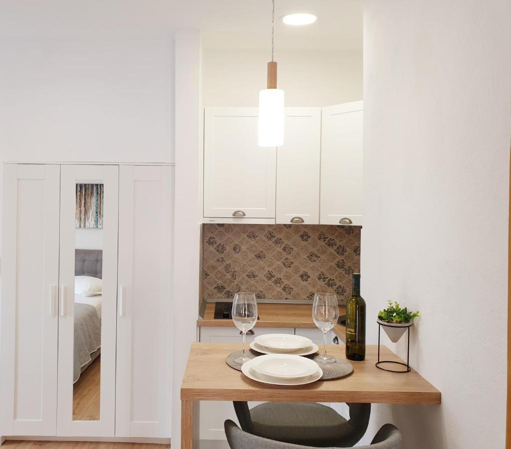 Apartments Palma Baška Voda Eksteriør billede